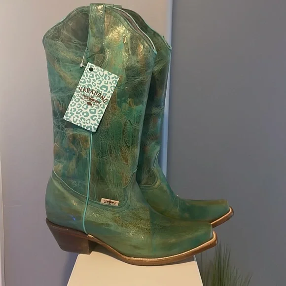 Vegabond Boot Co. The Kingman Turquoise Snip Toe Boot - Picture 8 of 17